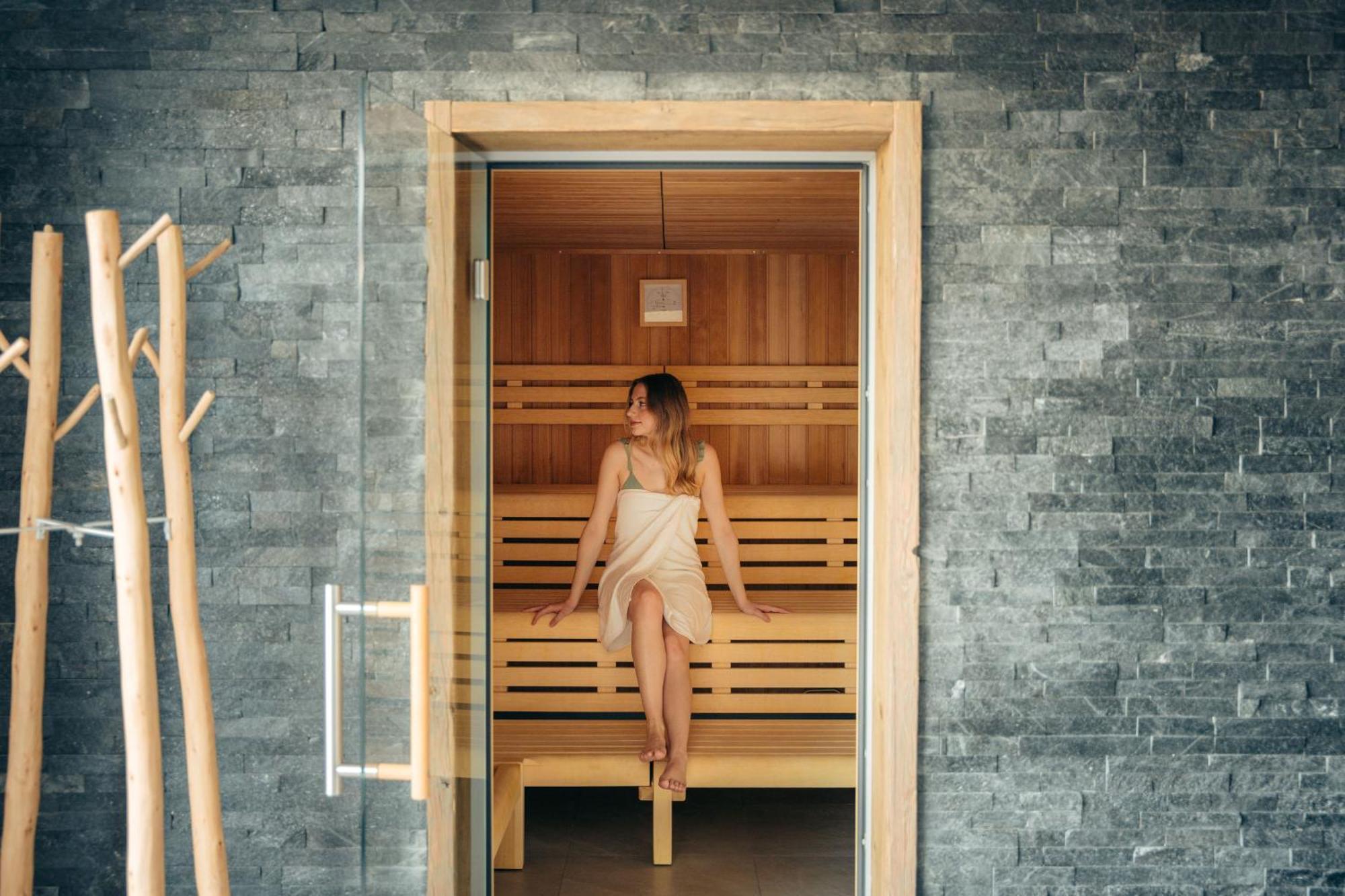 Boutique Hotel Corbetta - Spa 60M2 - La Montagne A 5 Minutes De L'Autoroute A12 Aux Paccots Sur Montreux - Nouveau Loft Familial - Profitez Du Lac Leman Et Des Montagnes En Meme Temps Les Paccots Exterior foto
